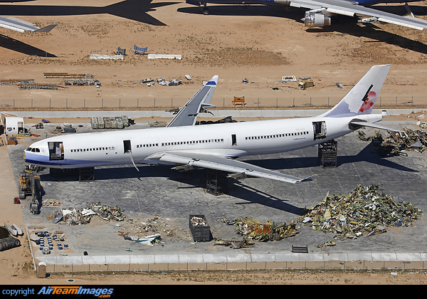 Airbus A340-302 Airbus A340-302