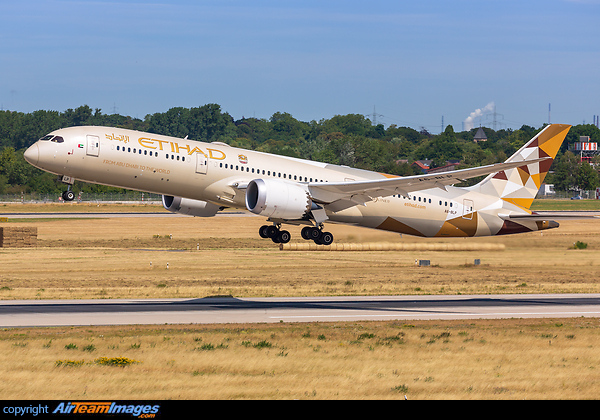 Boeing 787-9 Dreamliner Boeing 787-9 Dreamliner