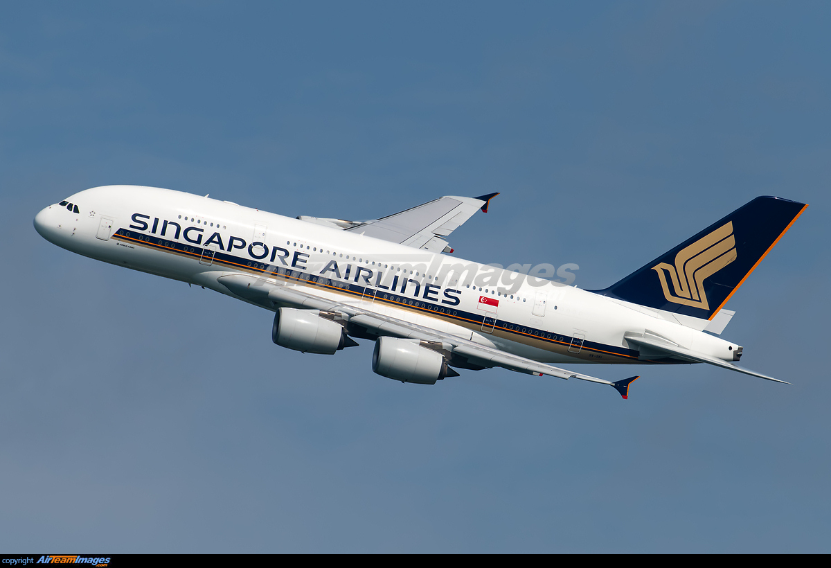 Airbus A380841 Large Preview