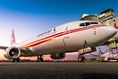 Boeing 737-823
