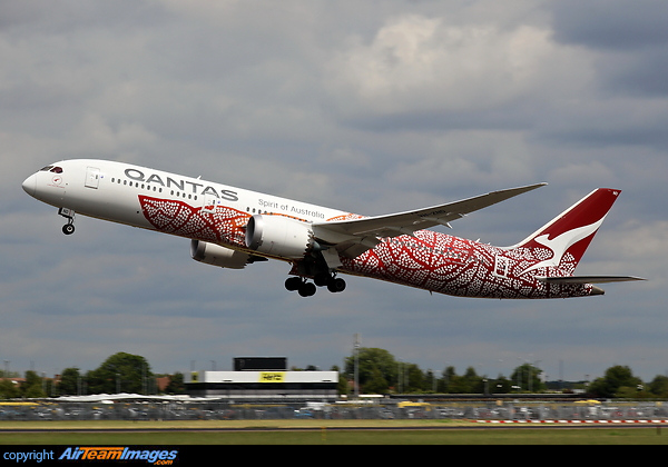 Boeing 787-9 Dreamliner Boeing 787-9 Dreamliner