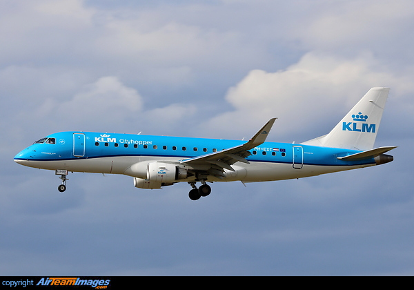 Embraer ERJ-175STD Embraer ERJ-175STD