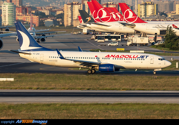 Boeing 737-8F2 Boeing 737-8F2
