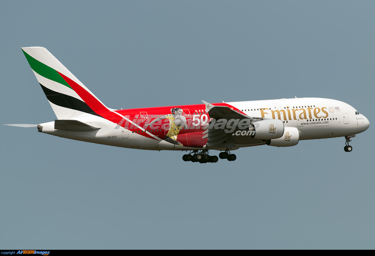 Airbus A380861 Large Preview