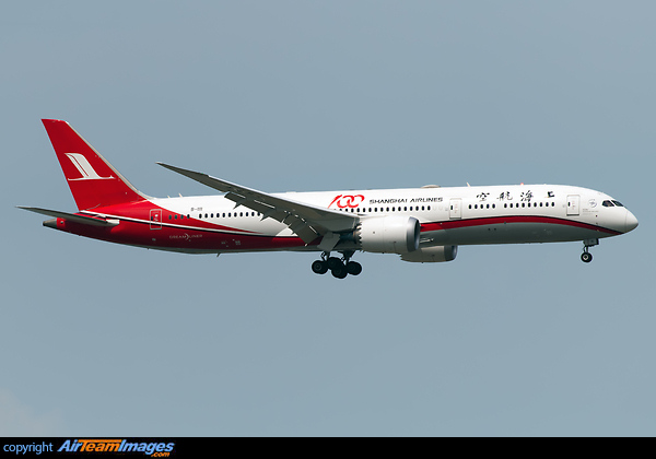 Boeing 787-9 Dreamliner Boeing 787-9 Dreamliner