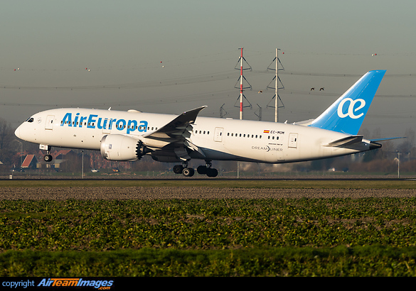 Boeing 787-8 Dreamliner Boeing 787-8 Dreamliner