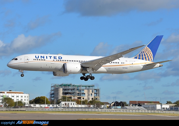 Boeing 787-8 Dreamliner Boeing 787-8 Dreamliner