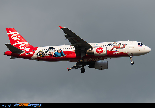 Airbus A320-216 Airbus A320-216