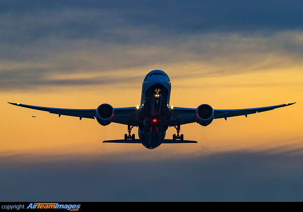 Boeing 787-9 Dreamliner Boeing 787-9 Dreamliner