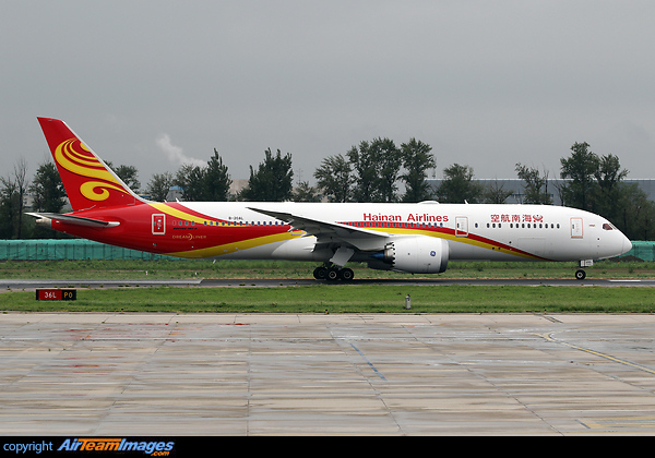 Boeing 787-9 Dreamliner Boeing 787-9 Dreamliner