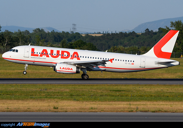 Airbus A320-232 Airbus A320-232