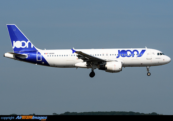 Airbus A320-214 Airbus A320-214