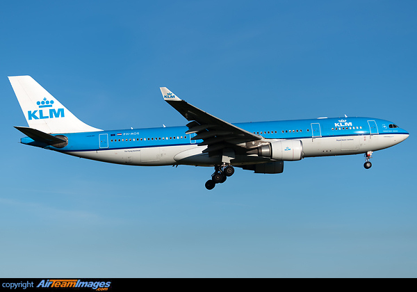 Airbus A330-203 Airbus A330-203