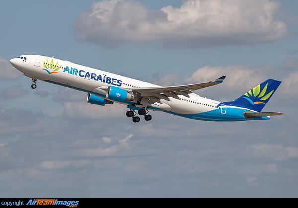 Airbus A330-323 Airbus A330-323