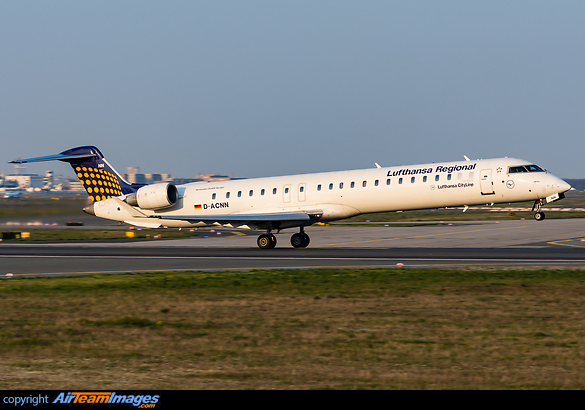Bombardier CRJ-900 NextGen Bombardier CRJ-900 NextGen