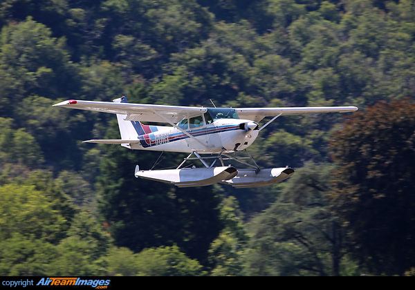 Cessna 172N Skyhawk Cessna 172N Skyhawk