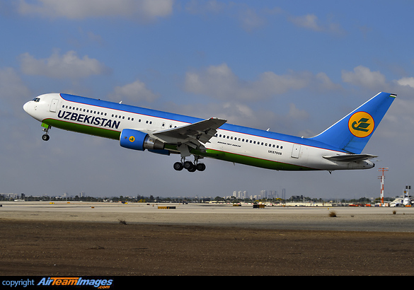 Boeing 767-33P/ER Boeing 767-33P/ER