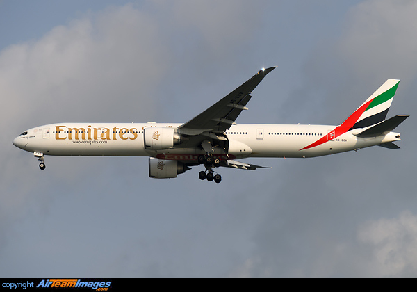 Boeing 777-31H/ER Boeing 777-31H/ER