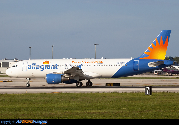 Airbus A320-214 Airbus A320-214