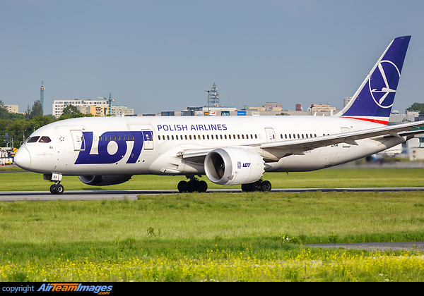 Boeing 787-8 Dreamliner Boeing 787-8 Dreamliner