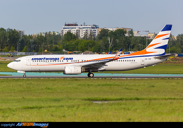 Boeing 737-8GJ Boeing 737-8GJ