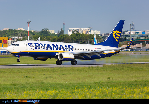 Boeing 737-8AS Boeing 737-8AS