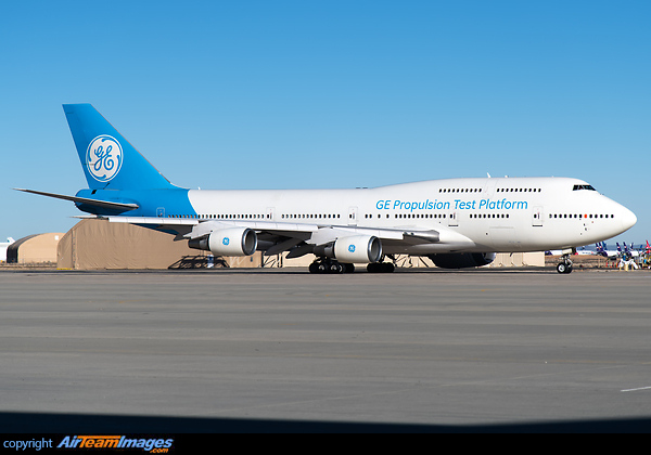Boeing 747-446 Boeing 747-446