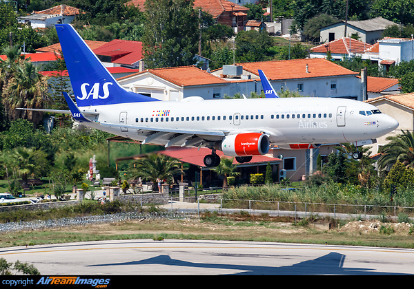 Boeing 737-783 Boeing 737-783