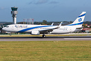 Boeing 737-8BK