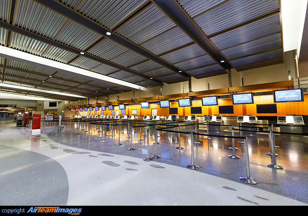San Diego Airport Terminal 2 Delta Air Lines check in counters San Diego International