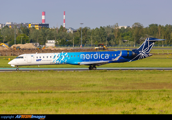 Bombardier CRJ-900ER Bombardier CRJ-900ER