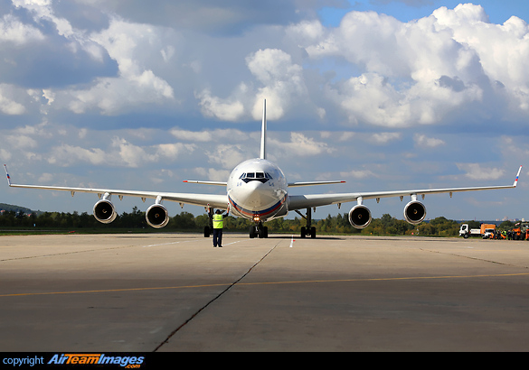Ilyushin Il-96-300PU Ilyushin Il-96-300PU