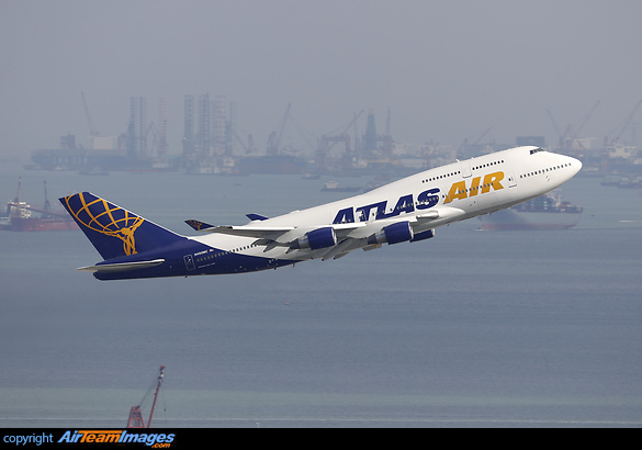 Boeing 747-422 Boeing 747-422