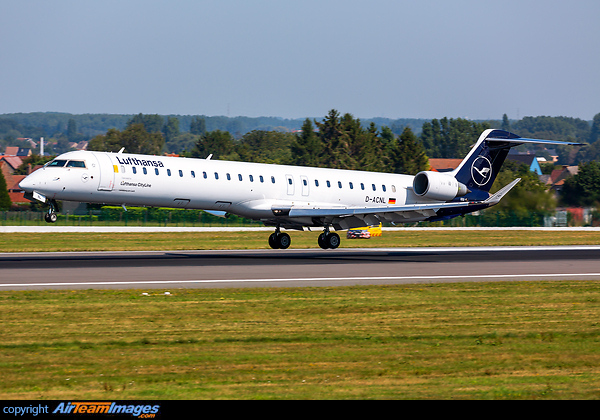 Bombardier CRJ-900LR Bombardier CRJ-900LR