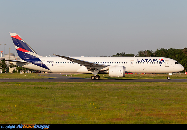 Boeing 787-9 Dreamliner Boeing 787-9 Dreamliner