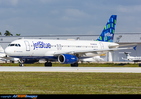 Airbus A320-232 Airbus A320-232