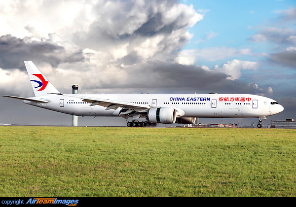 Boeing 777-39P/ER Boeing 777-39P/ER