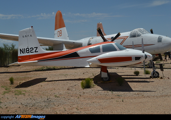 Part of the Pima Air & Space Museum collection. Cessna U-3A Blue Canoe