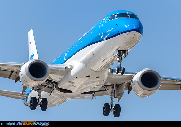 Embraer ERJ-190LR Embraer ERJ-190LR
