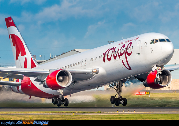 Boeing 767-33A/ER Boeing 767-33A/ER