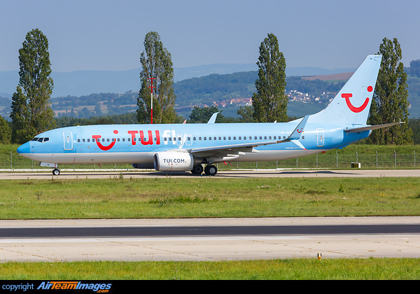 Boeing 737-8K5 Boeing 737-8K5