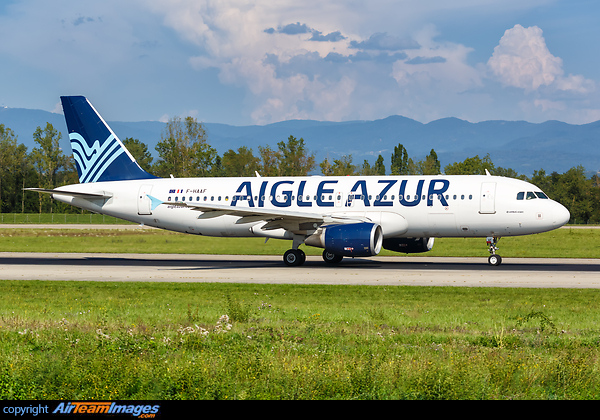 Airbus A320-214 Airbus A320-214