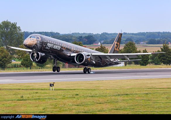 Embraer ERJ-195-E2 Embraer ERJ-195-E2