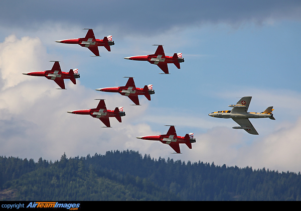 Hawker Hunter T.68 Hawker Hunter T.68