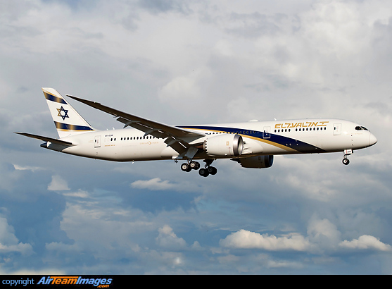 Boeing 787-9 Dreamliner Boeing 787-9 Dreamliner
