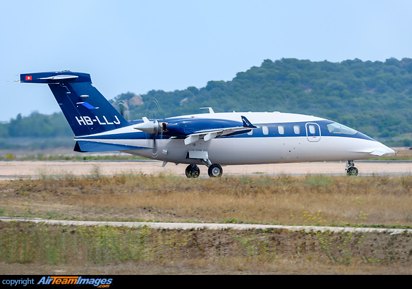 Piaggio P-180 Avanti II Evo Piaggio P-180 Avanti II Evo