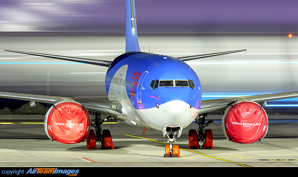 Boeing 737-8 MAX Boeing 737-8 MAX