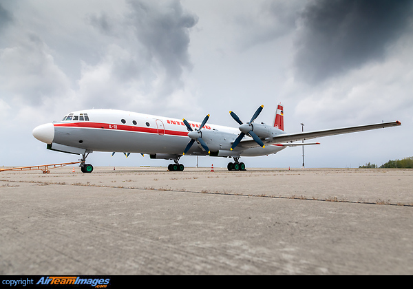 Ilyushin Il-18D Ilyushin Il-18D