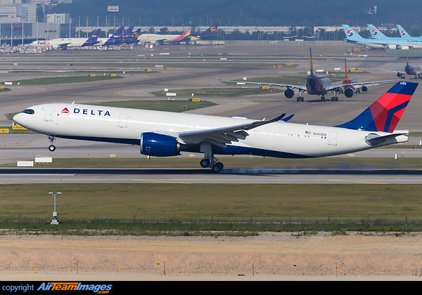 Airbus A330-941 Airbus A330-941