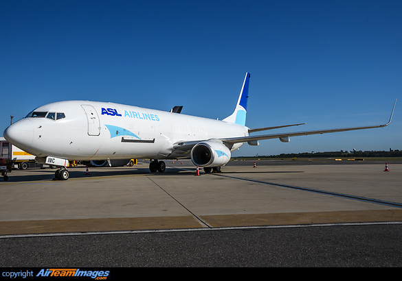Boeing 737-83N(BCF) Boeing 737-83N(BCF)